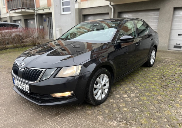 Skoda Octavia cena 39900 przebieg: 357129, rok produkcji 2019 z Rumia małe 254